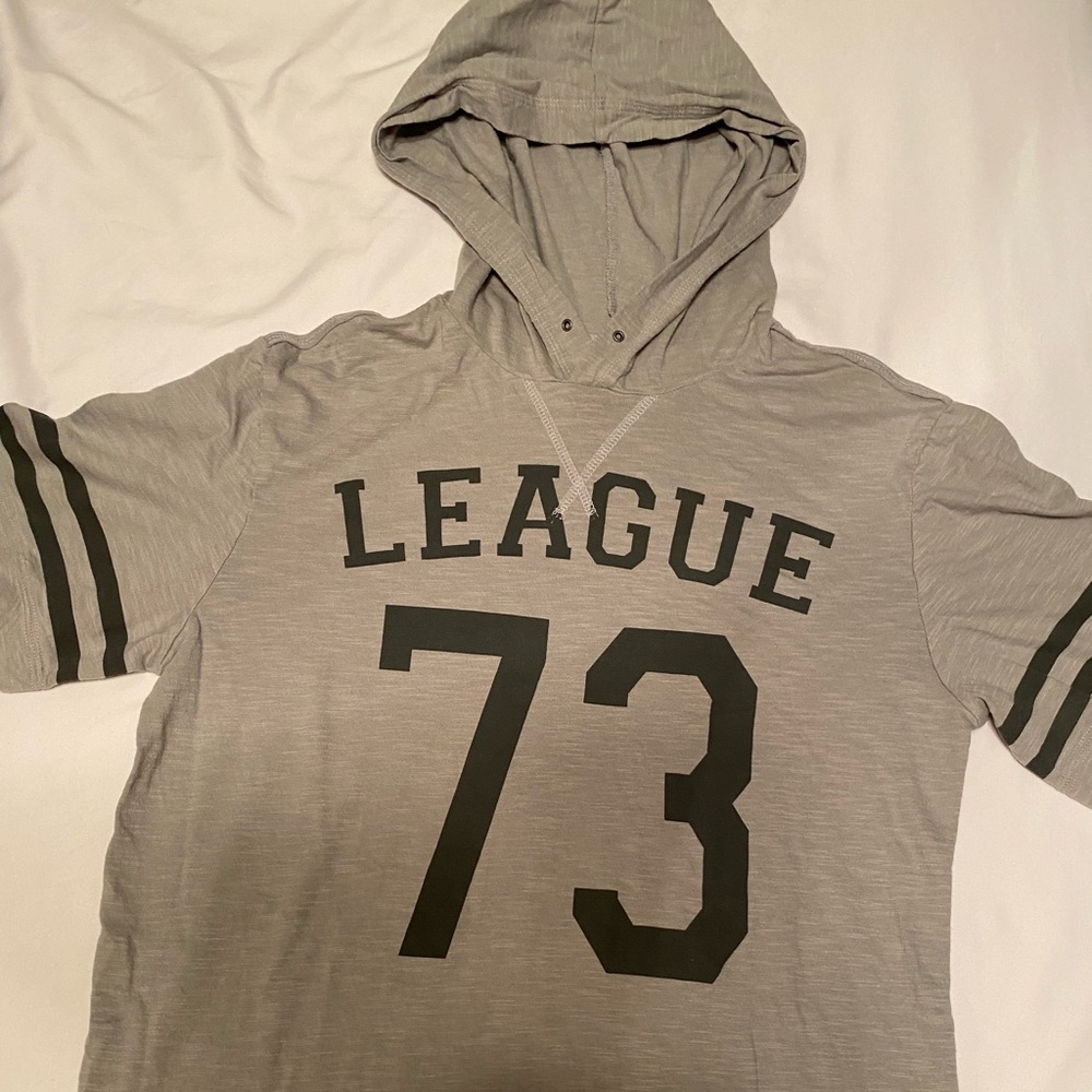 Boys / unisex Xl T-shirt with hood - bundle item ***2 for $10 item***